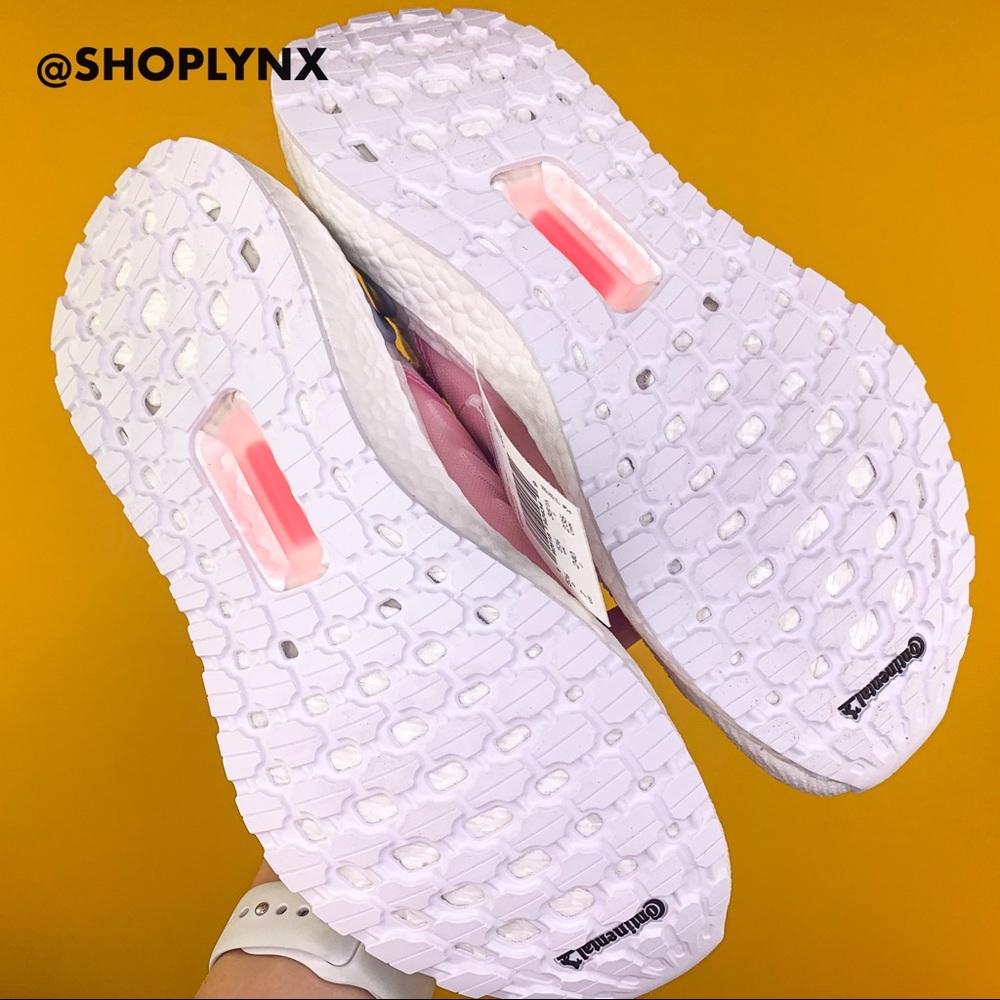 ♥️SOLD♥️Adidas Pink 2019 Ultraboost - Picture 6 of 8